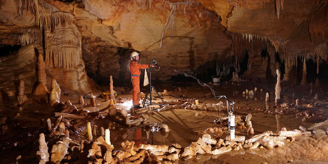 140 000 ans avant  Homo sapiens  Néandertal s'aventurait au fond des grottes