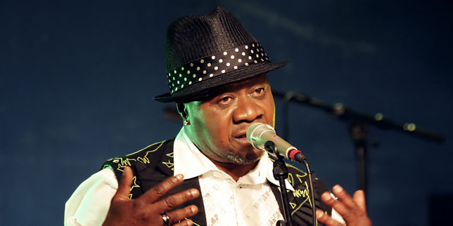 Abidjan sous le choc de la mort de Papa Wemba le  roi de la rumba congolaise 
