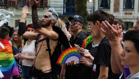 Arras Pride Festival ,  Nous marchons pour ceux qui ne peuvent pas le faire  (VIDÉOS)