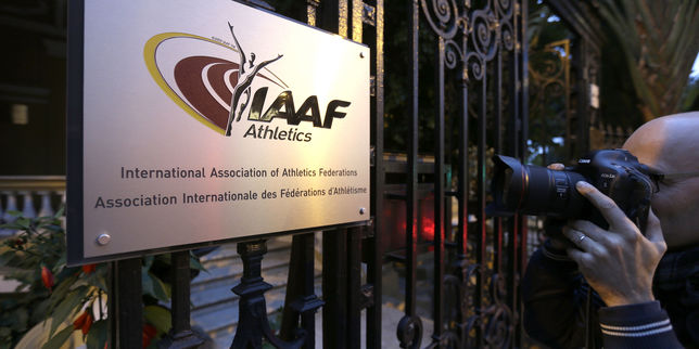 Athlétisme , la commission d'éthique de l'IAAF suspend trois membres de la Fédération