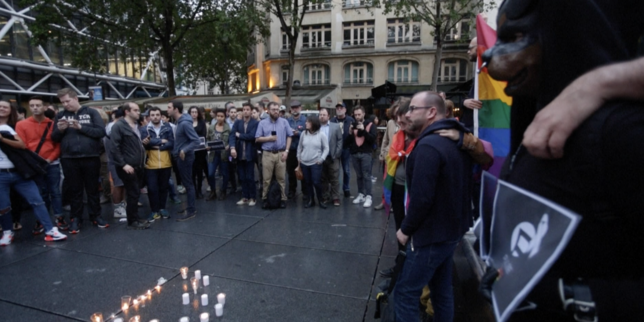 Attentat d'Orlando , rassemblement à Paris en hommage aux victimes