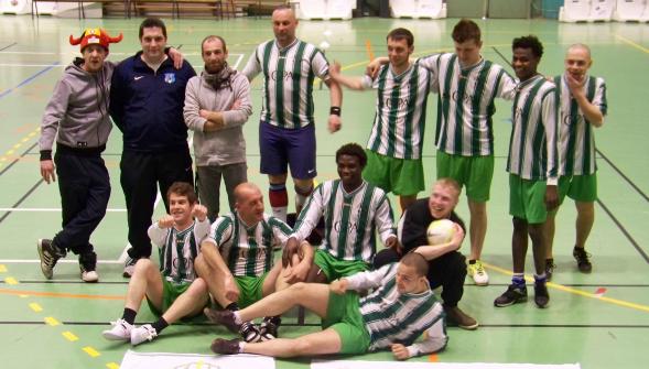 Béthune, la Homeless Cup compétition réservée aux SDF aux antipodes du foot business