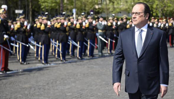 Cérémonie du 8-Mai , Nous avons bien redressé le pays depuis quatre ans assure François Hollande