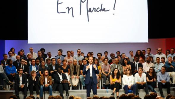 Déclarations iconoclastes et sorties chahutées , le parcours bruyant du ministre Macron