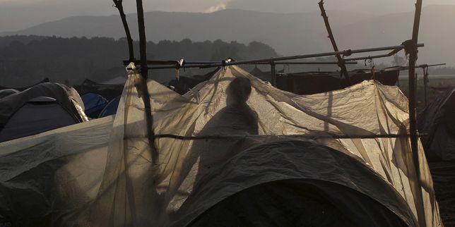 Des députés français sous le choc après une visite dans les camps de migrants en Grèce