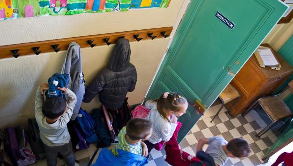 Des enfants Roms privés de rentrée scolaire par le maire de Maubeuge