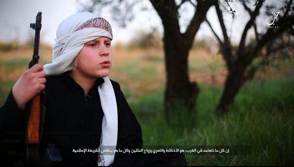 Deux enfants français dans le rôle des bourreaux dans une vidéo de Daesh
