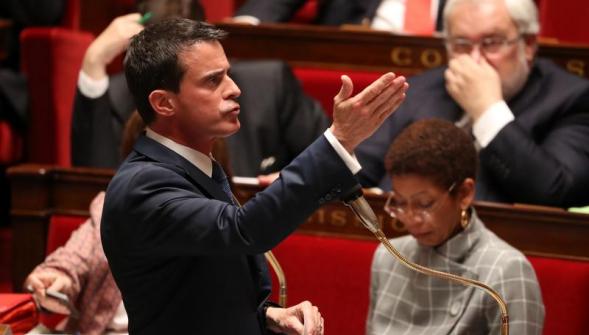 Évry , un employé municipal suspendu après avoir comparé Manuel Valls à Hitler