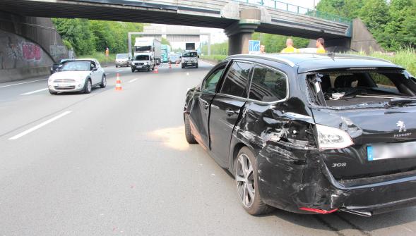 Faches-Thumesnil , gros ralentissements sur l'autoroute A 1 à la suite d'un accident