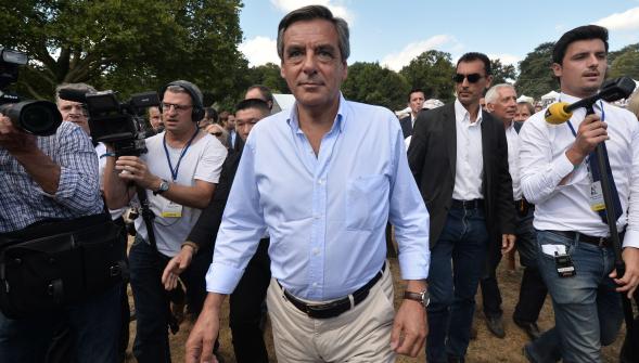 François Fillon tacle Sarkozy ,  Qui imagine le Général de Gaulle mis en examen  