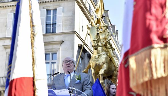Front national , Jean-Marie Le Pen donne sa fille Marine perdante en 2017