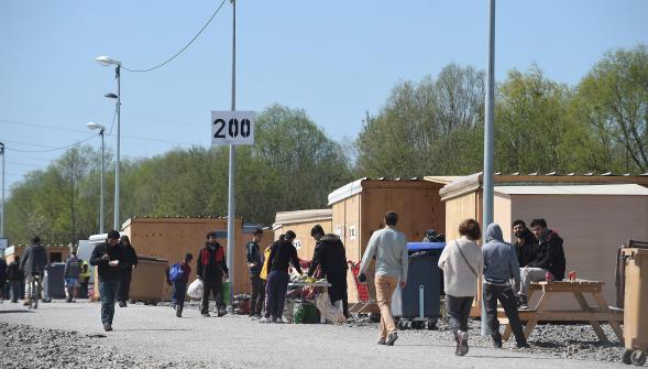Grande-Synthe , l'État et la ville veulent remettre de l'ordre au camp de migrants de la Linière