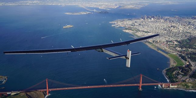 L'avion solaire  Solar Impulse  a achevé sa périlleuse traversée du Pacifique