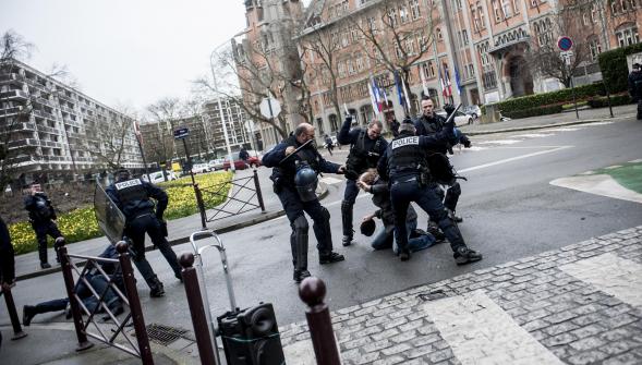 Lille , enquête de l'IGPN après des violences présumées sur un manifestant