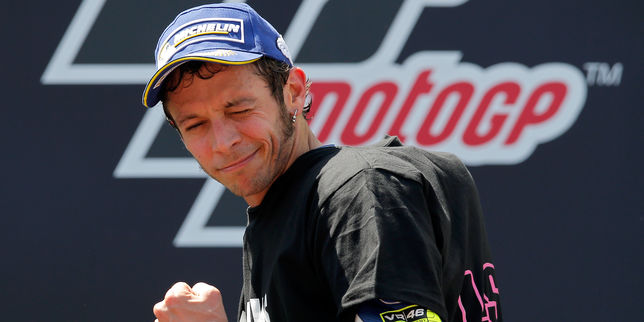 Moto , l'Italien Valentino Rossi remporte le Grand Prix de Catalogne