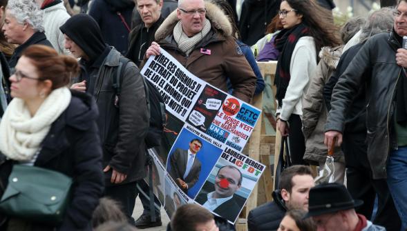 Première Nuit Debout de Lille ,  Si on tient la pluie on tiendra la nuit 