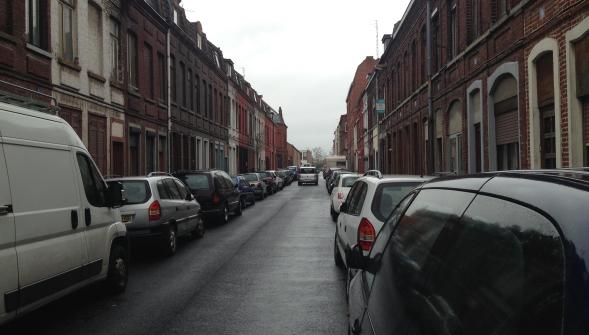 Roubaix , un adolescent de 13 ans griévement blessé après avoir été renversé par une voiture en fuite