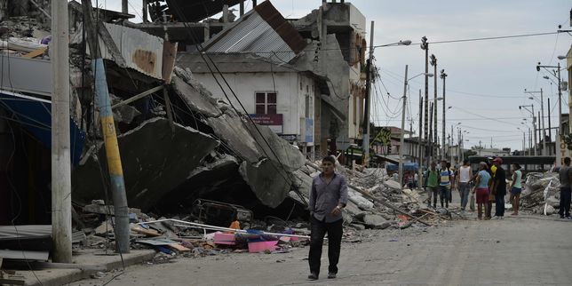 Séisme en Equateur , 350 morts selon un nouveau bilan