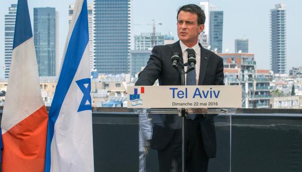 Valls en Israël pour promouvoir l'initiative de paix française
