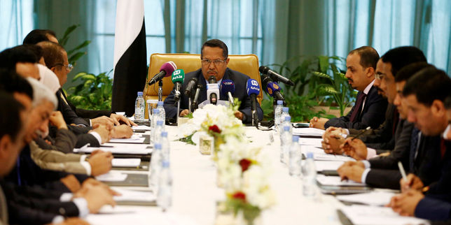 Yémen , le premier ministre en exil rejette une proposition de gouvernement d'union