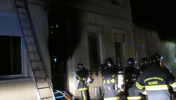 Cambrai , quatre personnes intoxiquées dans un feu d'habitation 