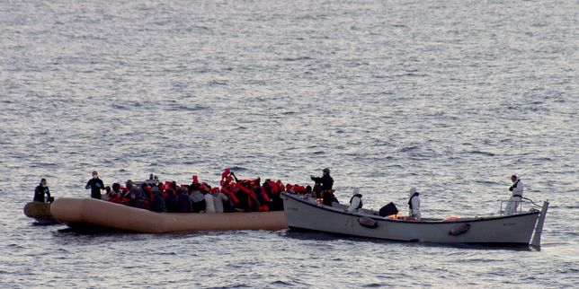 Cent migrants disparus en mer au large des côtes libyennes en une seule journée