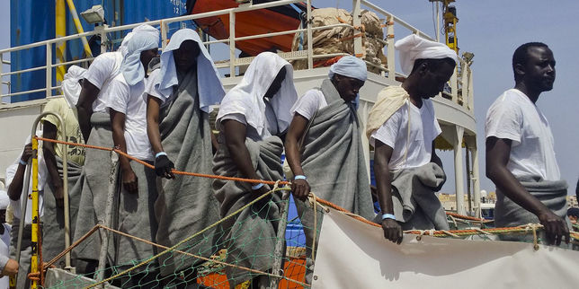 L' Aquarius  premier  bateau citoyen  a sauvé 917 migrants