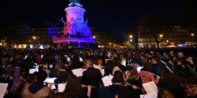 L' Orchestre debout  célèbre en musique le premier mois d'existence de Nuit debout