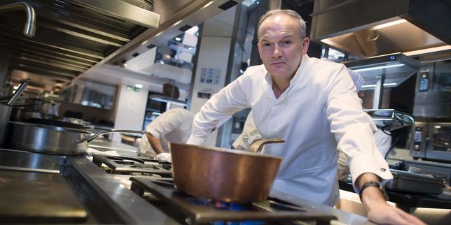 Revivez notre vidéo en direct d'une cuisine de palace avec le chef étoilé Christian Le Squer